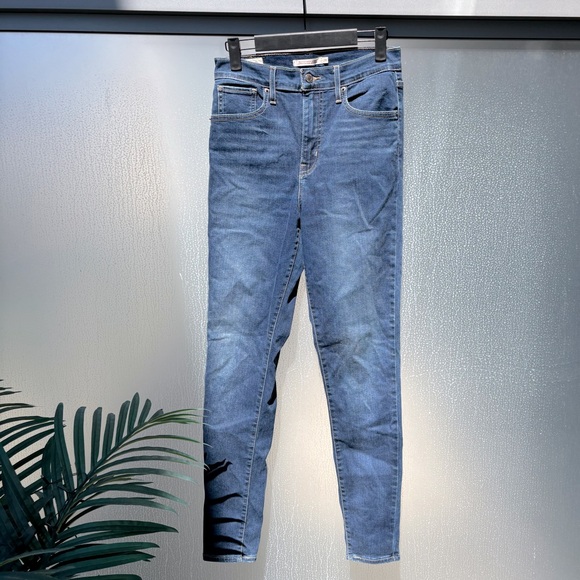 Levi’s | Mile High Super Skinny - Picture 2 of 5